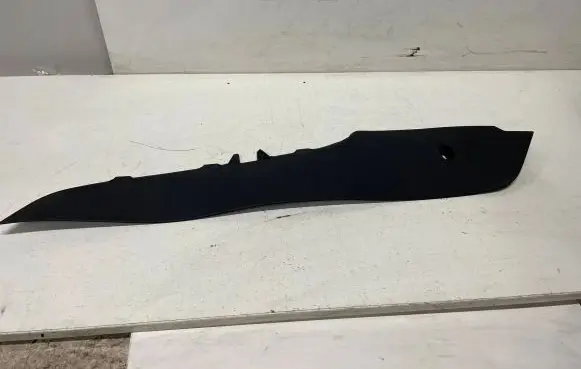 Skoda Octavia Mk3 (5E) Centre console side trim front 5E1863046