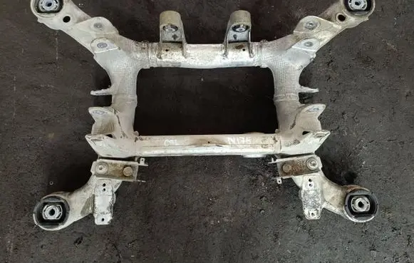 BMW 6 F12 F13 Rear subframe 6799103 HT6ZBF07 91136952