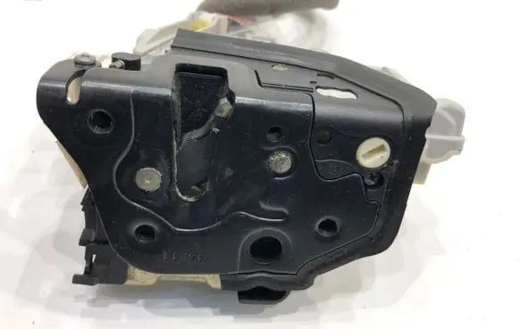 Audi A6 S6 C7 4G Rear door lock 4G0839016