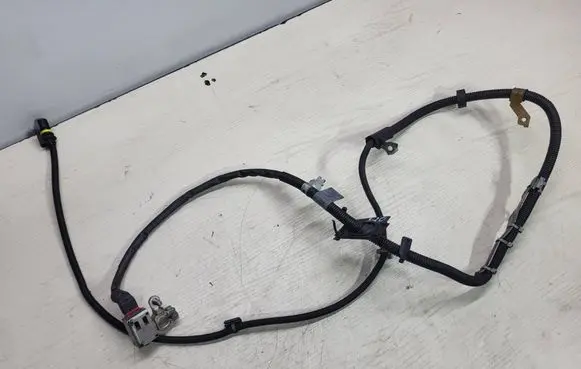 Positive cable (battery)