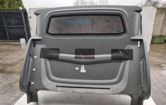 Opel Vivaro Partition between cabin 