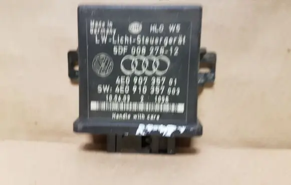 Audi A8 S8 D3 4E Light module LCM 5DF008278 4E0907357 4E0910357