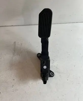Toyota Auris E180 Accelerator throttle pedal 7811002120