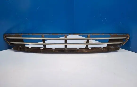 Mercedes-Benz C W203 Front bumper lower grill A2038801005
