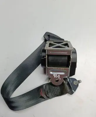 Rear seatbelt