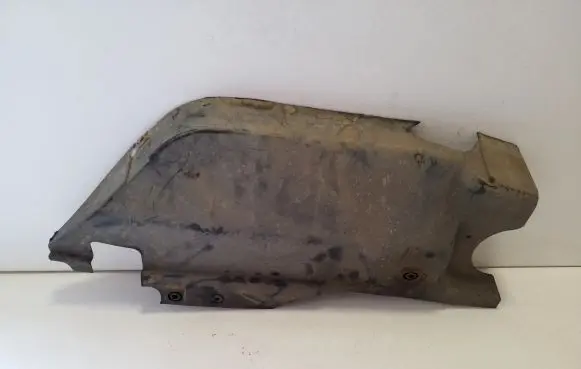 Iveco Daily 5th gen Engine splash shield/under tray 504172552