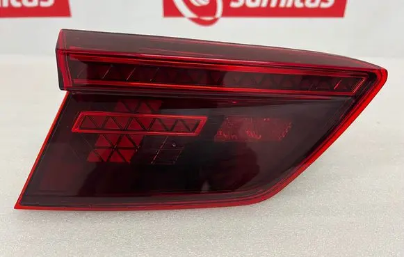 Volkswagen Tiguan Rear/tail lights 5NA945307D 2SA01252201 00653537