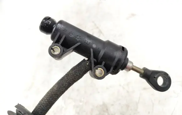 Clutch master cylinder