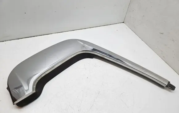 Citroen C5 Aircross Rear side glass trim 981947077
