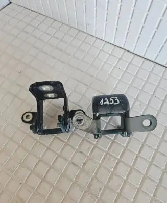 Opel Insignia A Rear door hinge set A046574