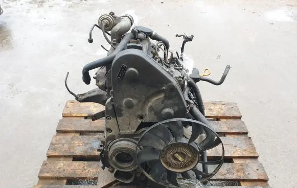 Volkswagen PASSAT B5 Engine AHU