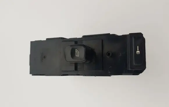 Volvo S60 Electric window control switch 30658147