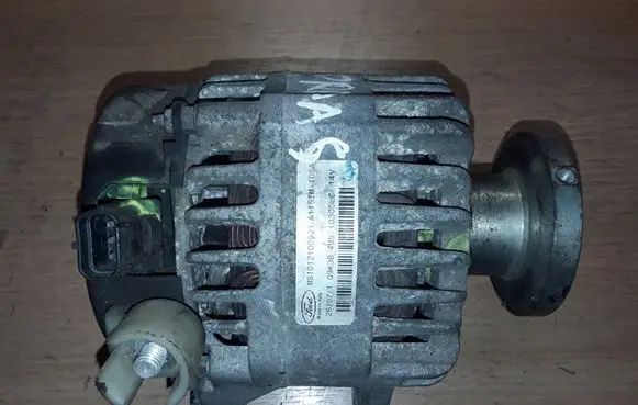 Ford Focus Generator/alternator MS1012100921 4M5T10300LC Q9K3B