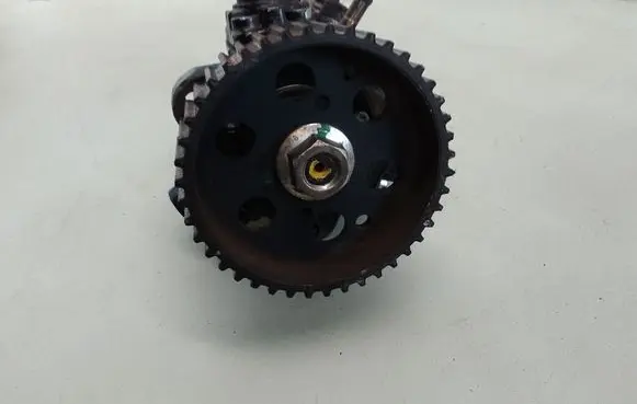 Opel Astra H Fuel injection high pressure pump 0445010156 0055206679
