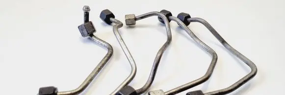 Citroen C4 II Fuel injector supply line/pipe 