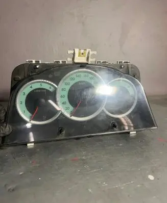 Toyota Corolla Verso AR10 Speedometer (instrument cluster) 838000F060L MB2574203689