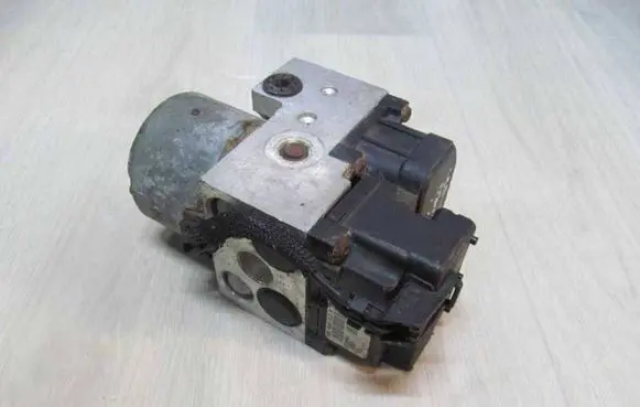 Renault Scenic I ABS Pump 0273004395 7700432643 7411
