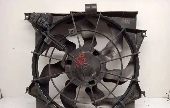 Hyundai ix35 Air conditioning (A/C) fan (condenser) 