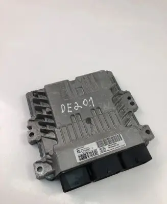 Peugeot 508 Engine control unit/module 9676760880