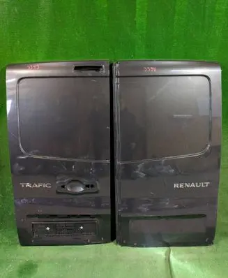 Rear door