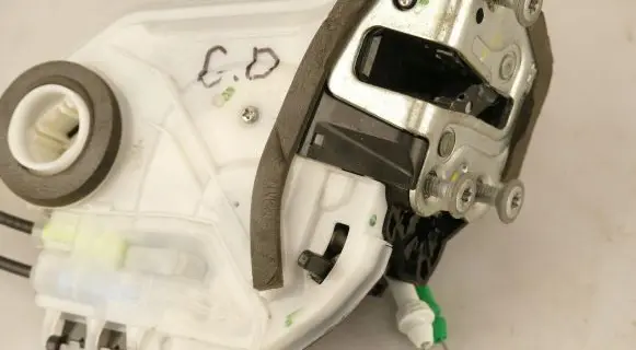Toyota Camry Rear door lock