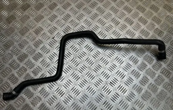 BMW 5 F10 F11 Engine coolant pipe/hose 8377671