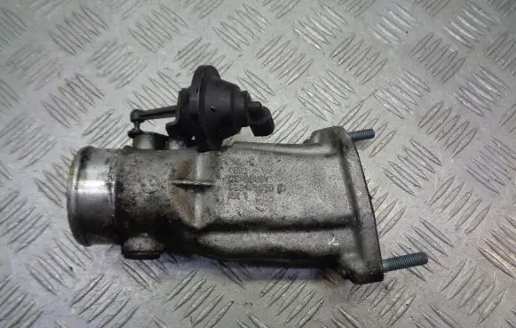 Audi A6 S6 C5 4B Throttle valve position sensor 