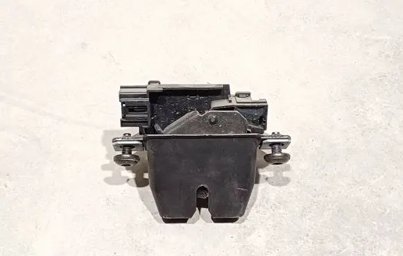 Ford Puma Tailgate/trunk/boot lock/catch/latch H1BAN442A66AA 01041613001