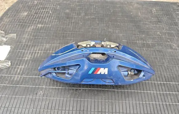 BMW X5 G05 Front brake caliper 20C4470600 4404439536
