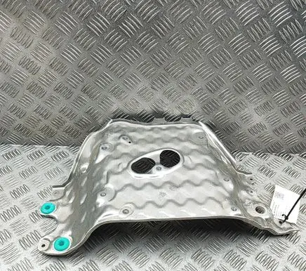BMW XM Heat shield in engine bay 5A54EB9