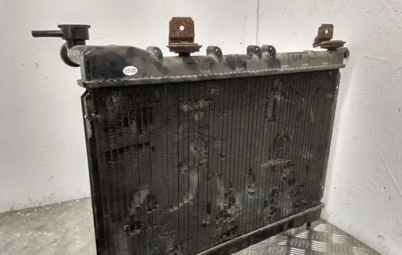 Nissan Almera N16 Coolant radiator