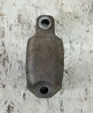 Audi A8 S8 D3 4E Sway bar bush bracket, front 3D0511439