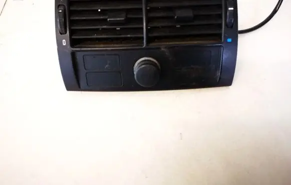 BMW X5 E53 Dash center air vent grill 8409081 8370910