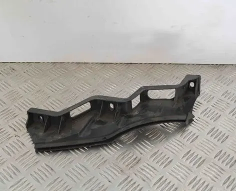 Volkswagen PASSAT B6 Front bumper mounting bracket 3C0807890