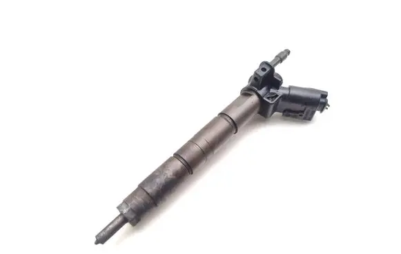 BMW 1 E81 E87 Fuel injector 7797877 0445116001