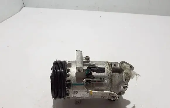 Renault Clio V Air conditioning (A/C) compressor (pump) 926004423R