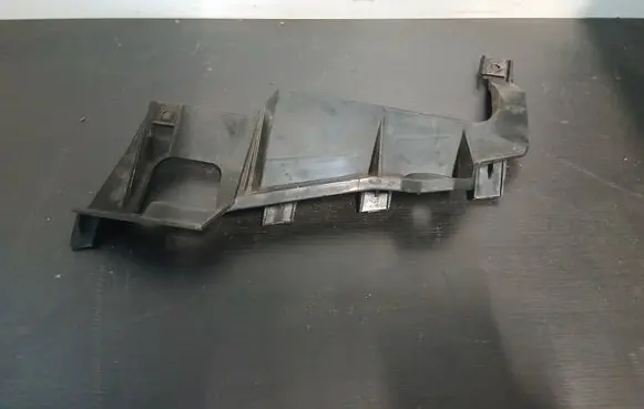 BMW 5 E39 Headlight/headlamp mounting bracket 15372400