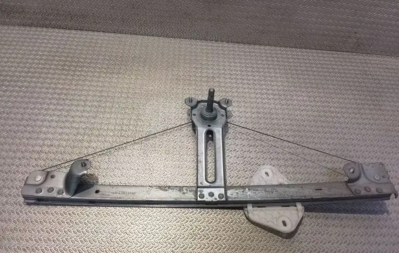 Dacia Logan I Front door manual window regulator 118466