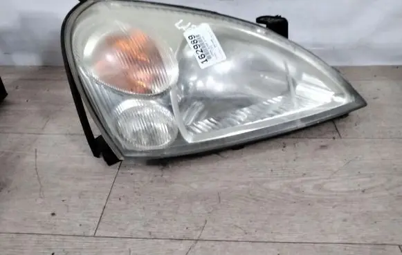 Suzuki Liana Headlight/headlamp