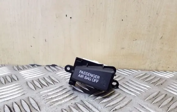Mitsubishi Pajero Other devices