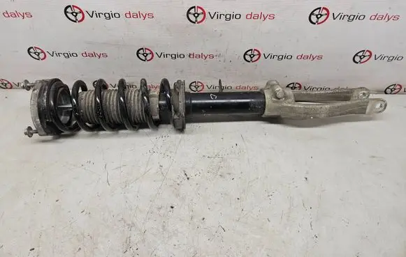 BMW 5 G30 G31 Front shock absorber with coil spring 14678612 6866640 G31V619RX