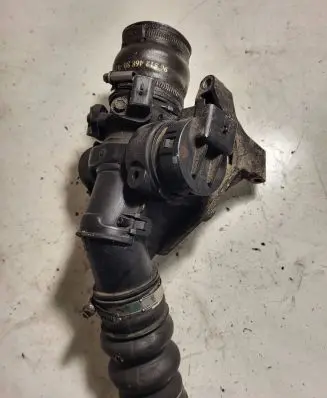 Peugeot Expert Throttle valve 9660030580 25365286