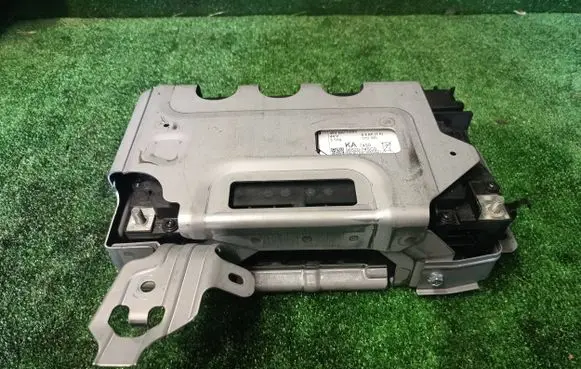 Suzuki SX4 S-Cross Hybrid / electric car battery 9562074SC0