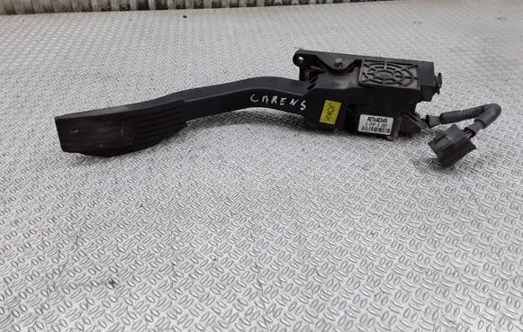 KIA Carens I Accelerator throttle pedal 0153607805