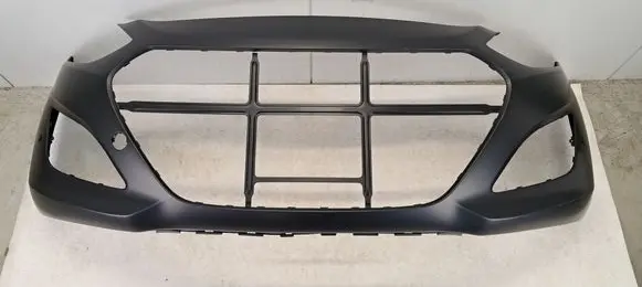 Hyundai i30 Front bumper Z2416