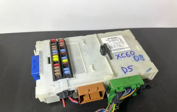 Volvo XC60 Fuse module 7G9T14C256FA 30765624AE