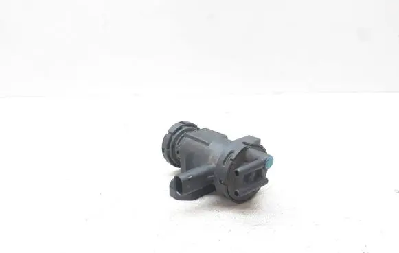 BMW 1 E81 E87 Turbo solenoid valve 8509323 0928402197