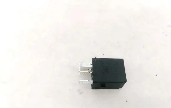 Audi A3 S3 8V Other relay 4H0951253C 4RD96545308