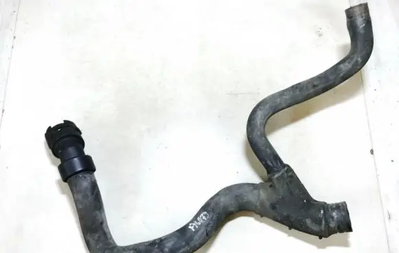 Ford Mondeo Mk III Engine coolant pipe/hose 2s718286bd 2s71-8286-bd