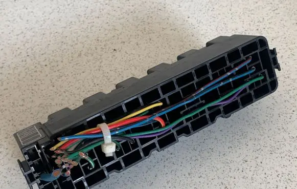 Subaru Outback Fuse box set 1567001020